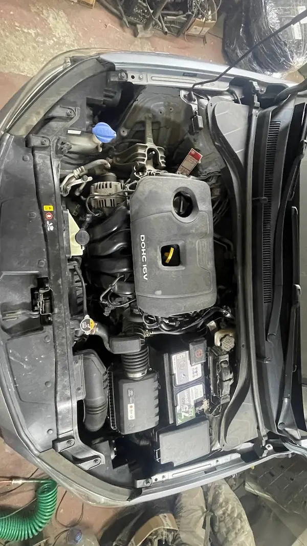 Встановлення ГБО на Hyundai Elantra у Запоріжжі під капотом